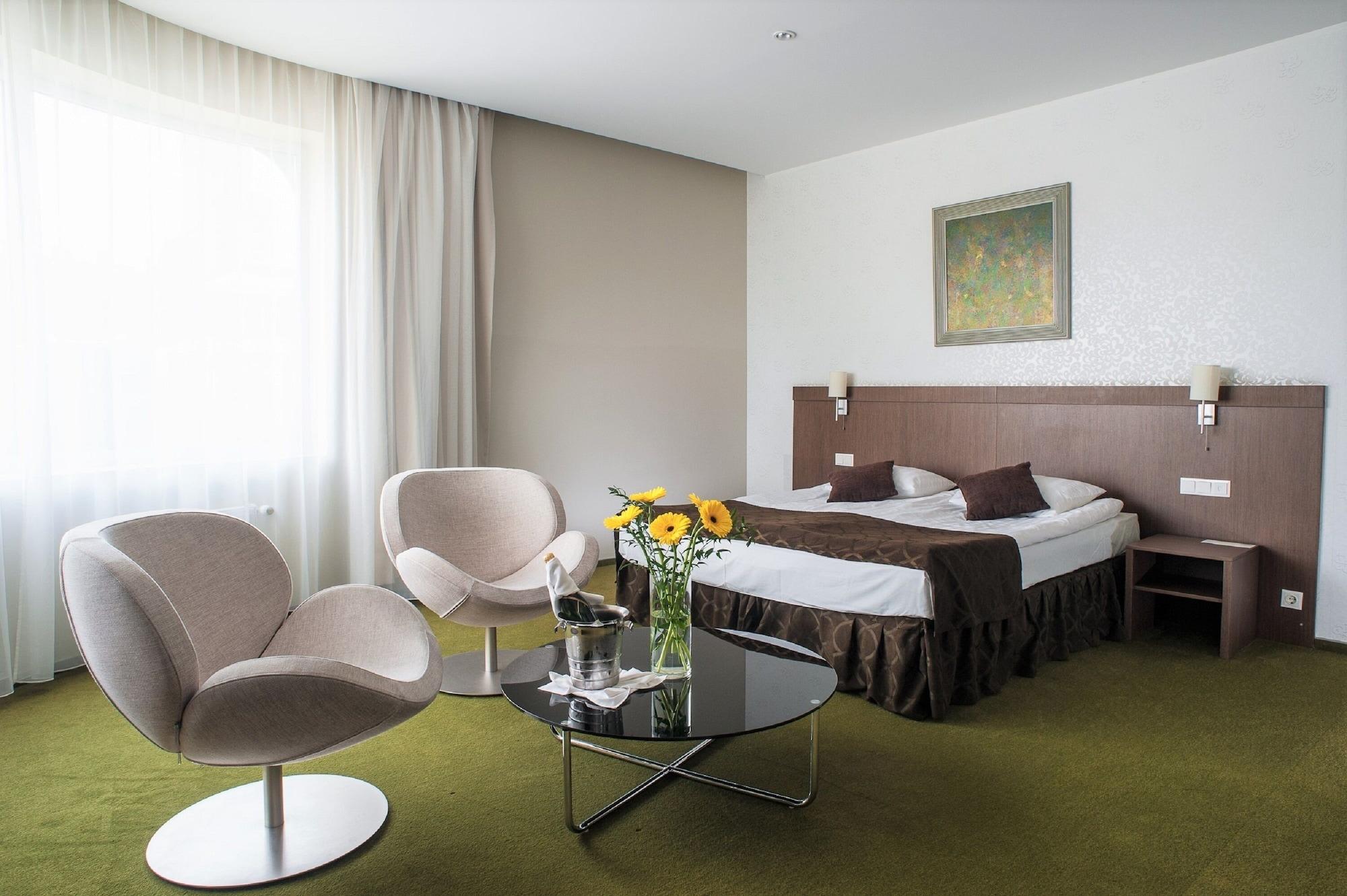 Rija Vef Hotel With Free Parking Riga Exterior foto