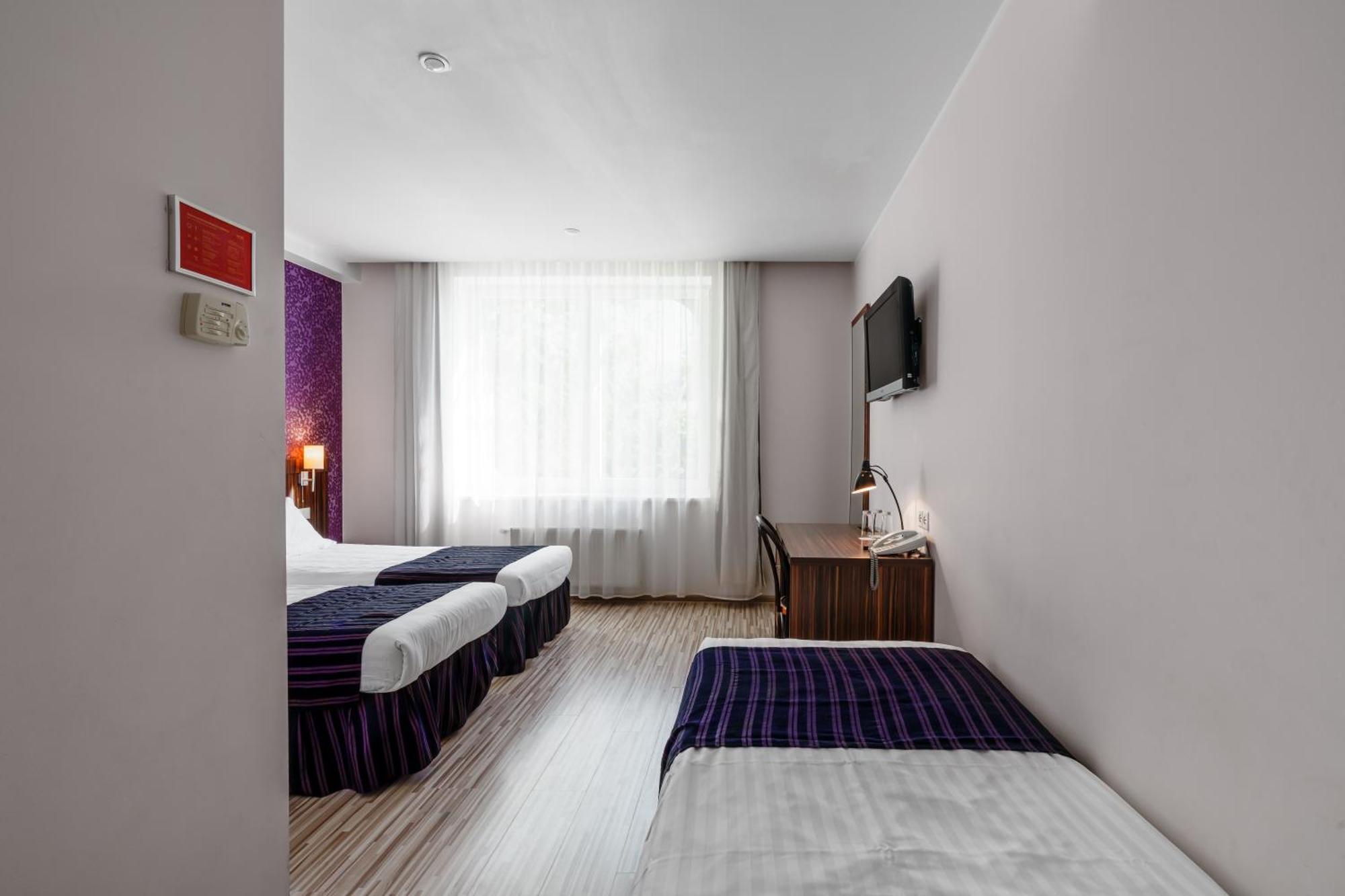 Rija Vef Hotel With Free Parking Riga Zimmer foto