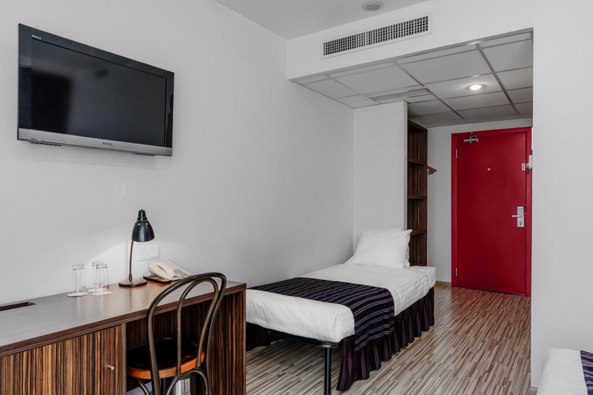 Rija Vef Hotel With Free Parking Riga Zimmer foto