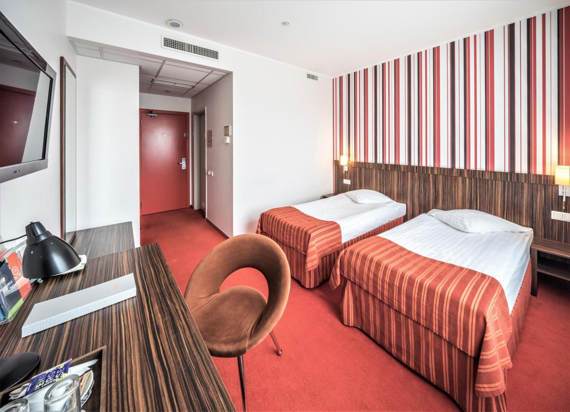 Rija Vef Hotel With Free Parking Riga Zimmer foto